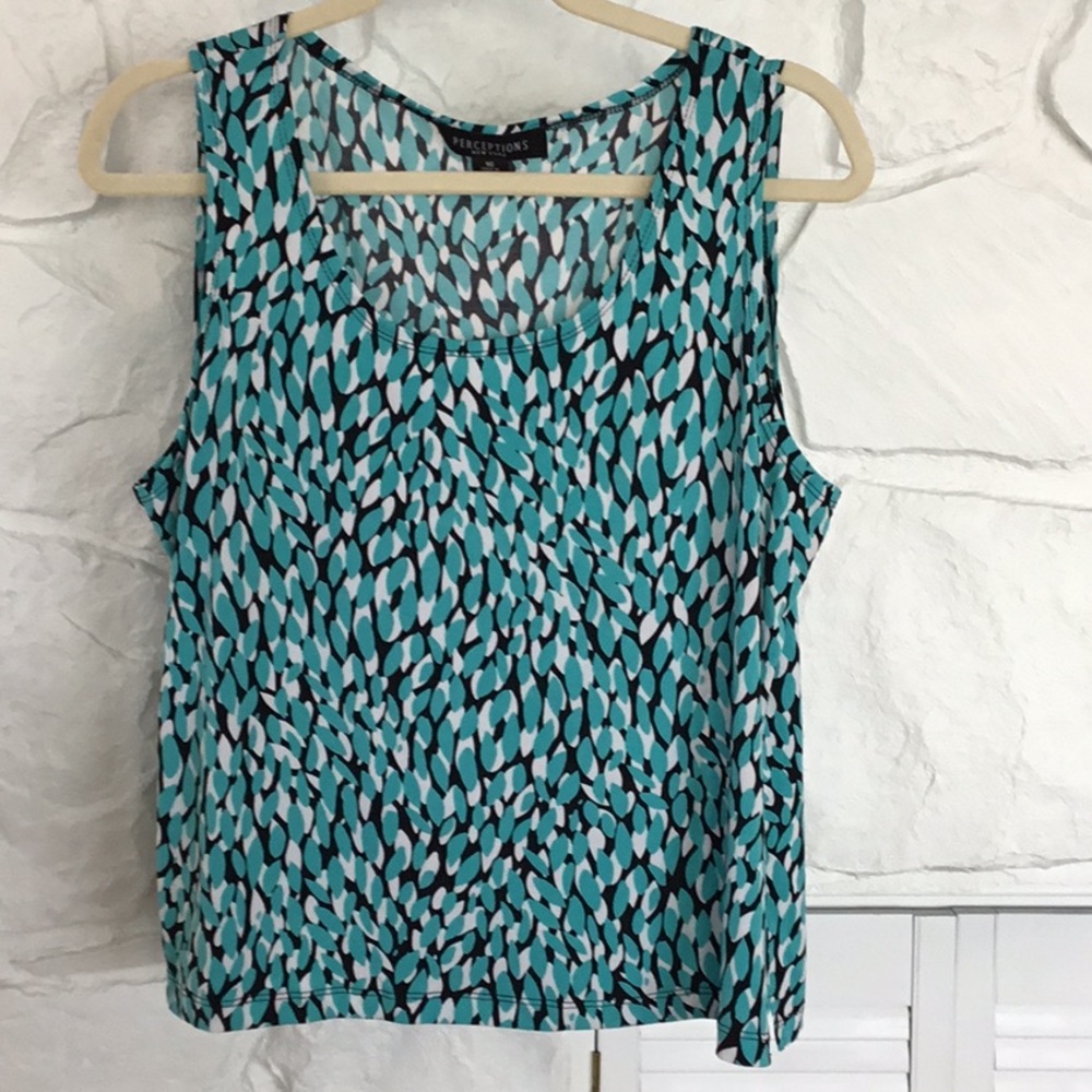 Perceptions Sleeveless Aqua black and white Top